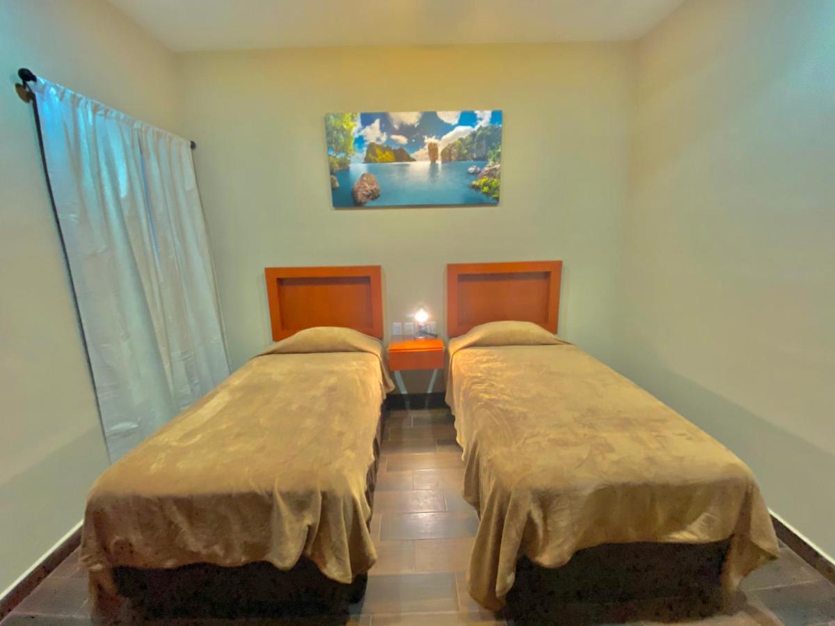 La Lola Hotel & Suites Mazatlán Exteriör bild