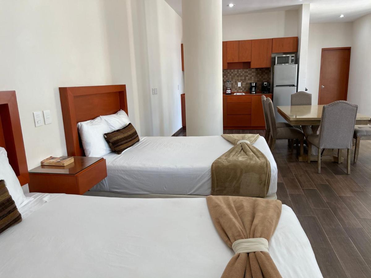 La Lola Hotel & Suites Mazatlán Exteriör bild